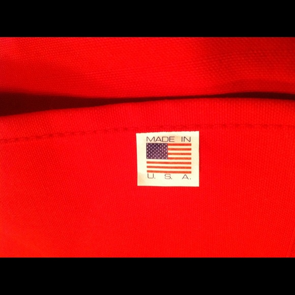 Spinosaurus North Pole Eater Apron - Picture 2 of 2